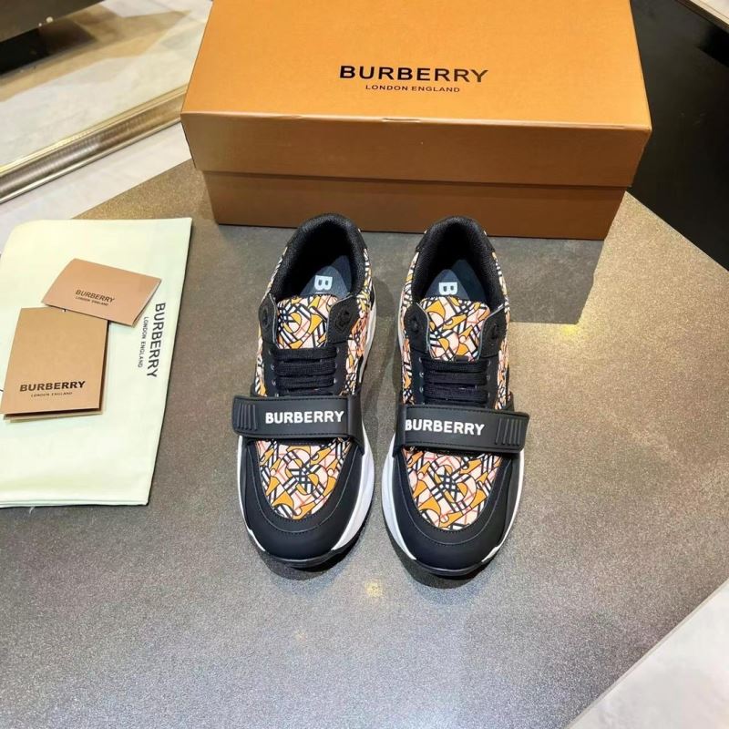 Burberry Low Shoes